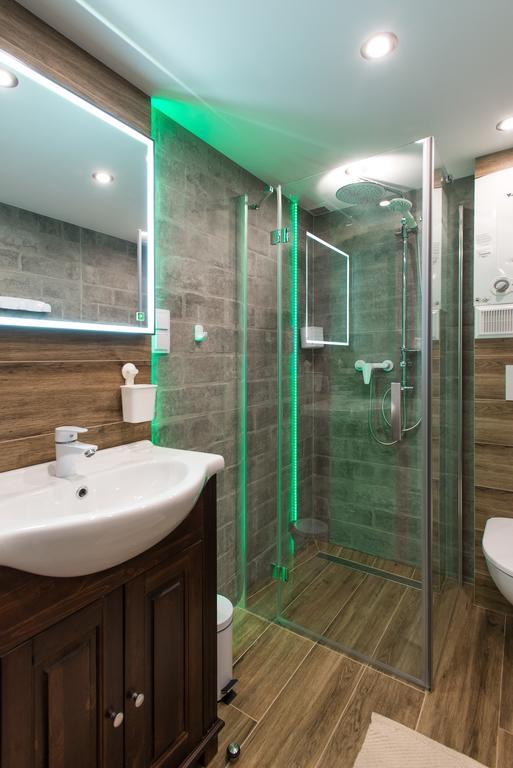 Apartment Wanda Краків Екстер'єр фото