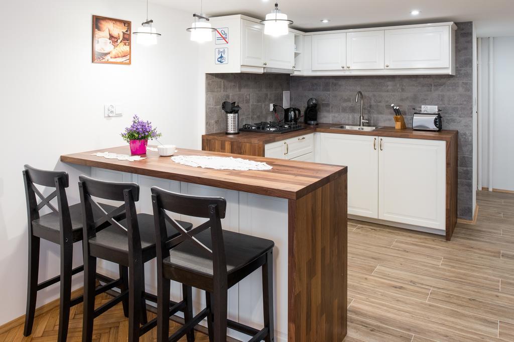 Apartment Wanda Краків Екстер'єр фото